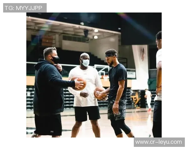 乌布雷拼劲十足全场表现出色贡献17分11板三分命中率高达60