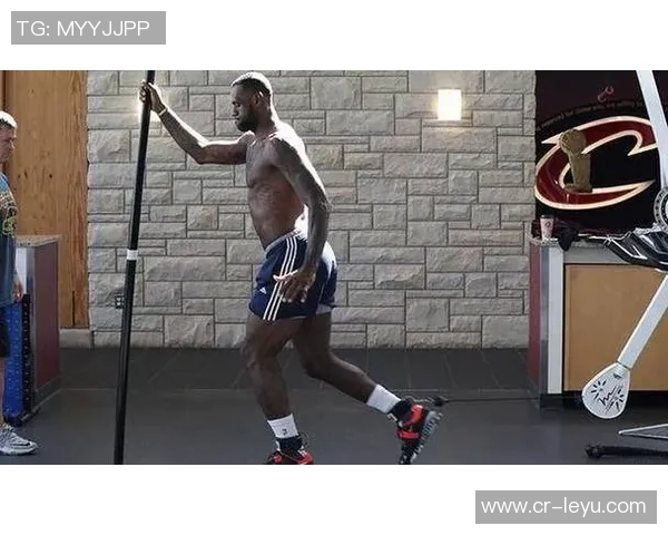 雷迪什谈詹姆斯成功秘诀：自律与持续努力是关键因素