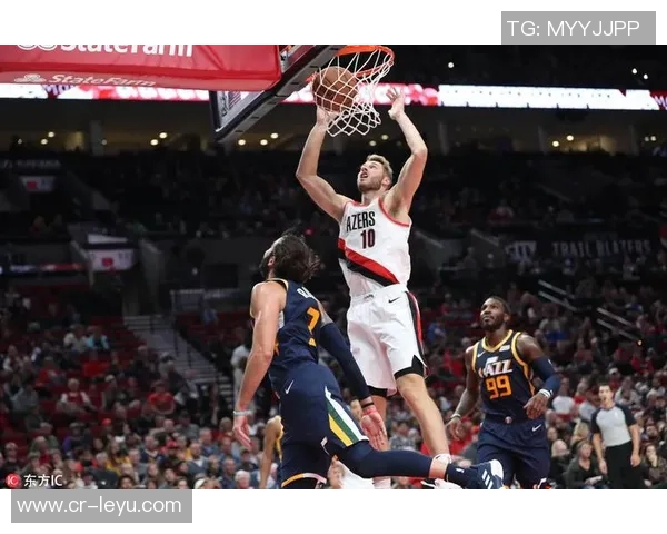 戈贝尔半场表现抢眼7投6中斩获12分7篮板1盖帽多次快攻扣篮展现实力 戈贝尔半场表现抢眼7投6中斩获12分7篮板1盖帽多次快攻扣篮展现实力