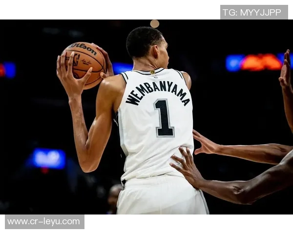 名记分析文班亚马能否夺MVP但坚信他能引领马刺进季后赛 名记分析文班亚马能否夺MVP但坚信他能引领马刺进季后赛