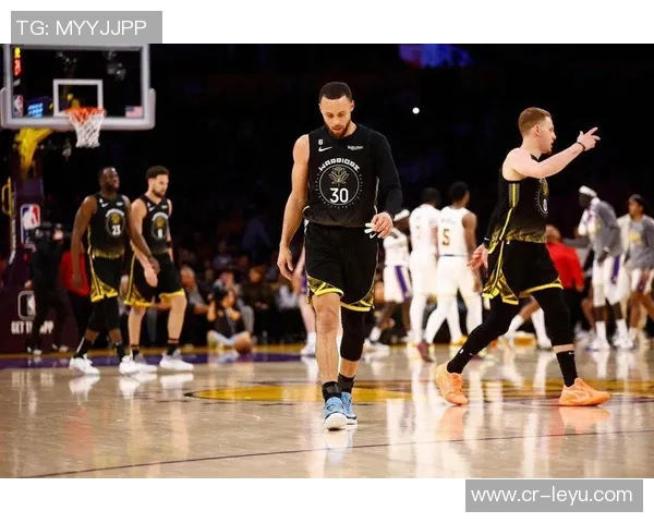 勇士新赛季夺冠概率仅38你对他们的前景怎么看