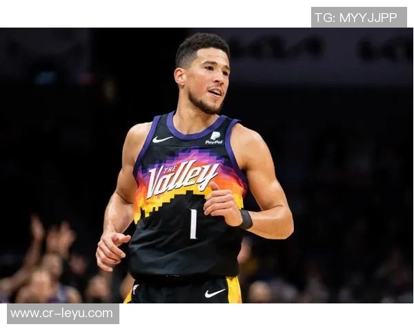 布克引领太阳进攻风暴杰伦约翰逊展现超级三双神技