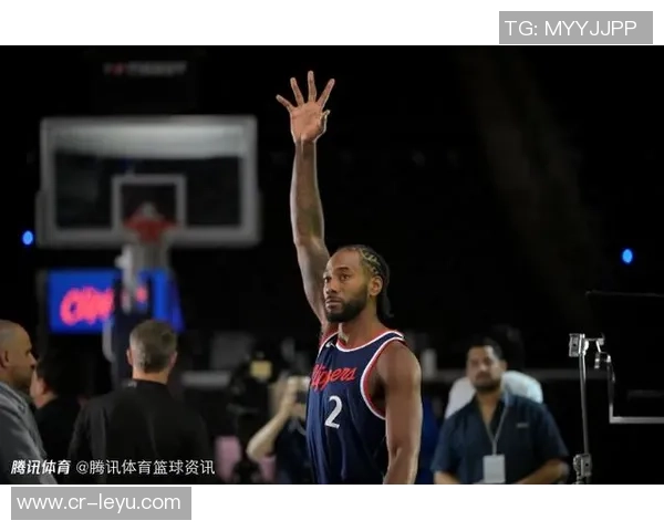 科尔警告球队必须限制莱昂纳德罚球机会否则将面临严重后果 科尔警告球队必须限制莱昂纳德罚球机会否则将面临严重后果